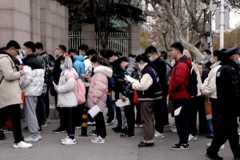 Хятад улс хотын ажилгүй залуусыг хөдөө гарахыг уриаллаа