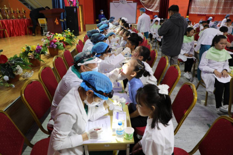 “Шүд угаалтын аварга“ шалгаруулах тэмцээнд 220 хүүхэд оролцжээ