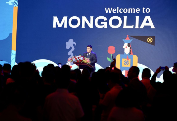 АЙЛЧЛАЛ: Ерөнхий сайд Бээжин хотноо болсон “Welcome to Mongolia” арга хэмжээнд оролцлоо