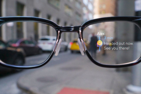 Google компани AR нүдний шил бүтээх оролдлогоосоо 3 дахь удаагаа буцаж байна