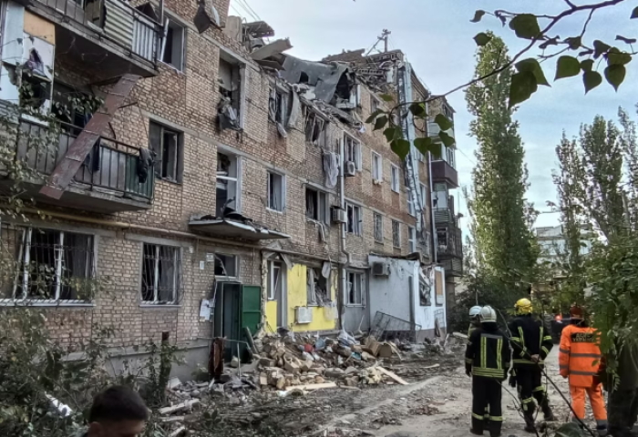 Оросууд Украины тосгон руу гал нээсний улмаас 51 хүн амь үрэгдлээ