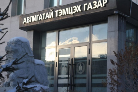 Төлөвлөгөөт хяналтаар 49 албан тушаалтны ХАСХОМ шалгав