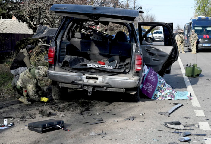 ОХУ-ын дэмжлэгтэй албан тушаалтны автомашинд бөмбөг тавьж устгажээ