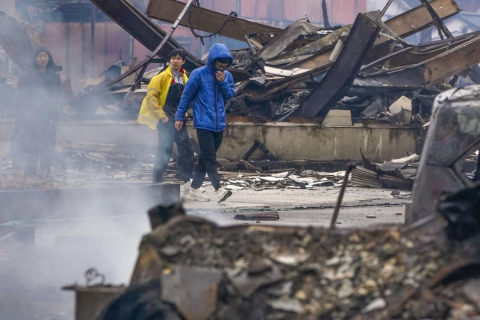 Японд  дахин хүчтэй газар хөдлөлт болж болзошгүй талаар анхааруулж байна