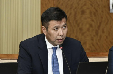 Хуульзүй дотоод хэргийн сайдаар Б.Энхбаярыг томилох болов