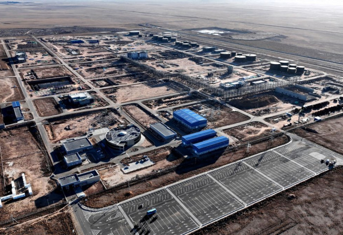 Г.Занданшатар: Газрын тос боловсруулах үйлдвэрийг 2027 онд ашиглалтад оруулахаар төлөвлөж байна