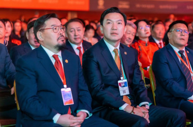 МАН-ын гишүүд шинэ даргаараа ямар хүнийг сонгох вэ?