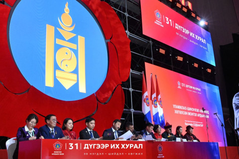 МАН-ын гишүүд шинэ даргаараа ямар хүнийг сонгох вэ?