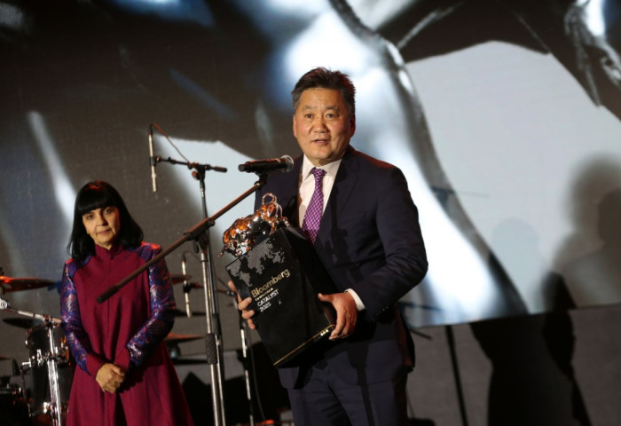 Монголбанкны Ерөнхийлөгч Б.Лхагвасүрэн “Catalyst Awards-2025”-ын “Шилдэг эдийн засагч” шагналыг хүртлээ