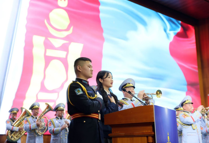 16 настнууд иргэний андгай өргөлөө