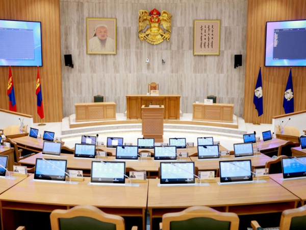 НИТХ-д ширүүн тэмцэл өрнөж, шинэ даргатай болов