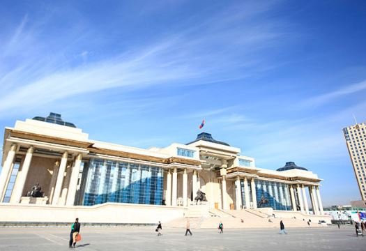 Засгийн газар ээлжит бусаар хуралдаж байна