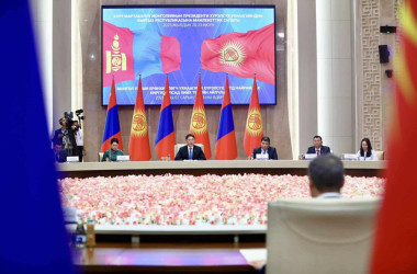 Киргизстантай хийх худалдааг 5.3 дахин нэмэгдүүлж, 100 сая ам.долларт хүргэнэ