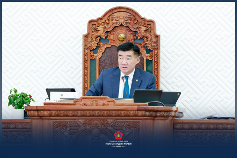 Төсөв эрх баригчдын нэгдлийг шалгана: Ээлжит бус чуулганаар юу өөрчлөгдөх вэ?