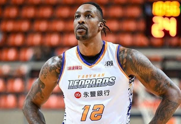 Алдарт Дуайт Ховард 15 жилийн дараа дахин Монголд ирлээ