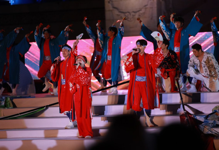 ФОТО: “Сүүн зам” бүжгийн наадамд 500 гаруй бүжигчин оролцжээ