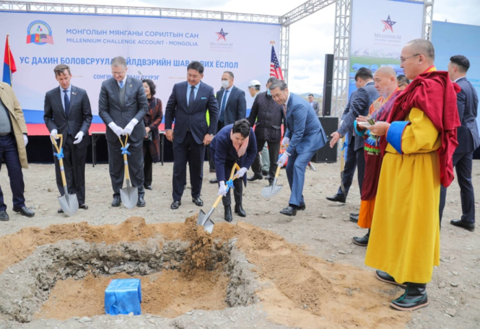 Монголын анхны ус дахин боловсруулах үйлдвэрийн бүтээн байгуулалтын ажил эхэллээ