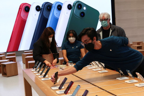 Хятадын хөл хорионоос болж iPhone-ийн нийлүүлэлт хойшлогдлоо