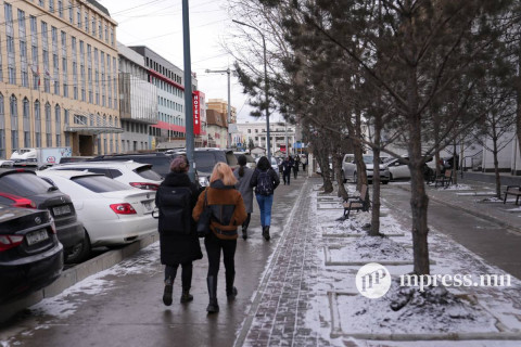 Амралтын өдрүүдэд ихэнх нутгаар хүйтний эрч бага зэрэг суларна