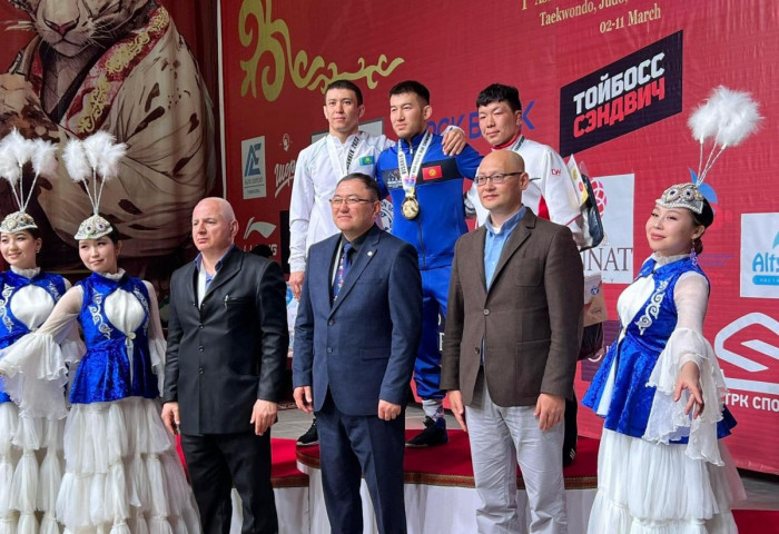 Н.Бат-Эрдэнэ Бишкекээс хүрэл медаль хүртэв