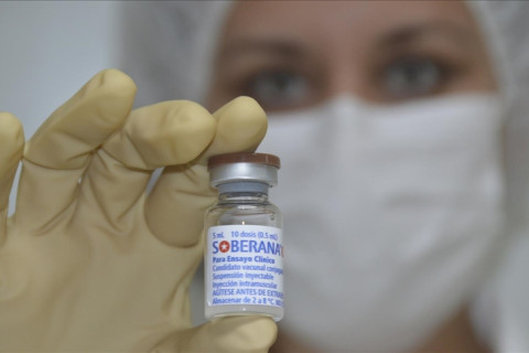 Куба улс 2-11 насны хүүхдүүдэд коронавирусын эсрэг вакциныг хийж эхэлжээ