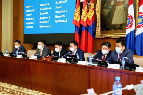 МАН-ын бүлэг Монгол Улсын 2022 оны төсвийн төслийг хэлэлцлээ
