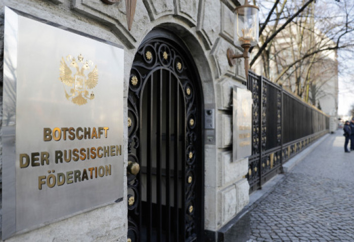 Оросын дипломат ажилтаны цогцос Берлин дэх ЭСЯ-ны ойролцоогоос олджээ