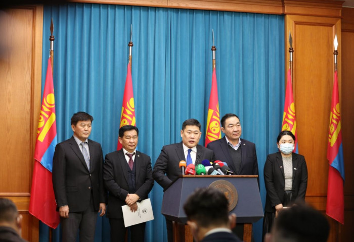 Ерөнхий сайд Л.Оюун-Эрдэнэ:  Монгол Улсад ногдох 2.3 тэрбум долларын өрийг БҮРЭН ТЭГЛЭХЭЭР боллоо