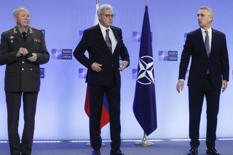 НАТО болон ОХУ уулзалтаа үргэлжлүүлэхээр тохиролцлоо