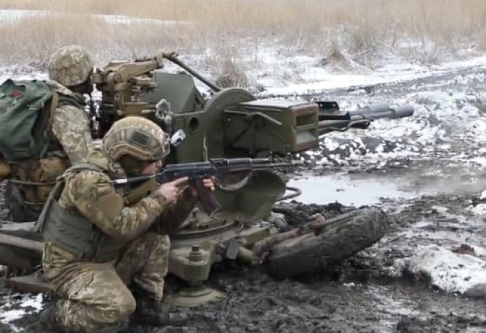 Украйн: Сумы хотод Орос-Украйны цэргүүд тулалдаж байна