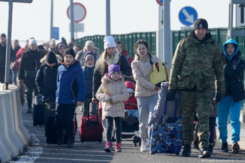 НҮБ: Одоогийн байдлаар нэг сая хүн Украиныг орхин дүрвэсэн