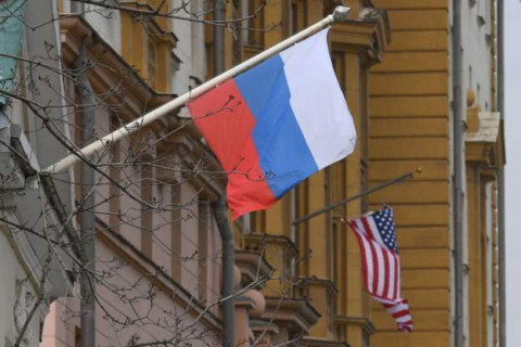 Оросоос АНУ-ын дипломатчдыг хөөхөөр болжээ