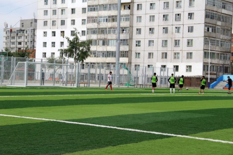 Жуковын хөшөөний арын хөлбөмбөгийн талбайг FIFA-тай хамтран дэлхийн жишигт хүргэнэ