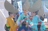 ФОТО:  “Cүүн зам” монгол, япон бүжгийн наадам төв талбайд болж байна