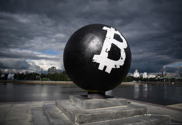 Оросын тэрбумтнууд крипто валют ашиглаж магадгүй