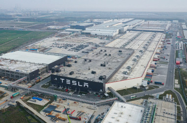 Теслагийн Шанхай дахь үйлдвэр сард 70 гаруй мянган автомашин үйлдвэрлэдэг