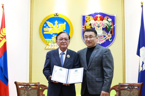 БНСУ дахь Монголын Соёлын элч асан Ким Гуан Шинд “Алтан гадас” одон гардууллаа