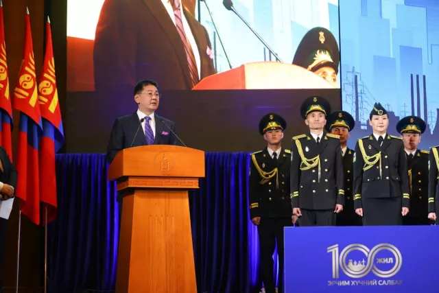 У.Хүрэлсүх: Сэргээгдэх болон цэвэр эрчим хүчний эх үүсвэрийг нэмэгдүүлэх шаардлагатай