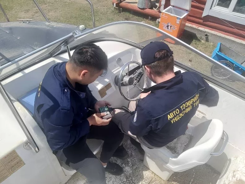 Завинуудад байршил тогтоогч GPS төхөөрөмж суурилуулж байна