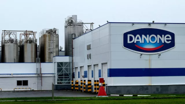ОХУ Danone болон Carlsberg үйлдвэрүүдийг улсын мэдэлд авлаа