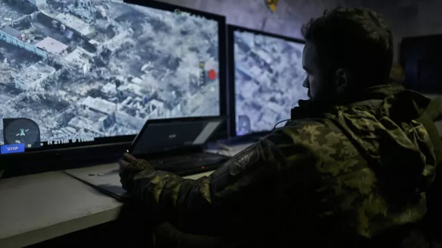 ОХУ: Украин 17 нисгэгчгүй онгоцыг Крым руу харвасан