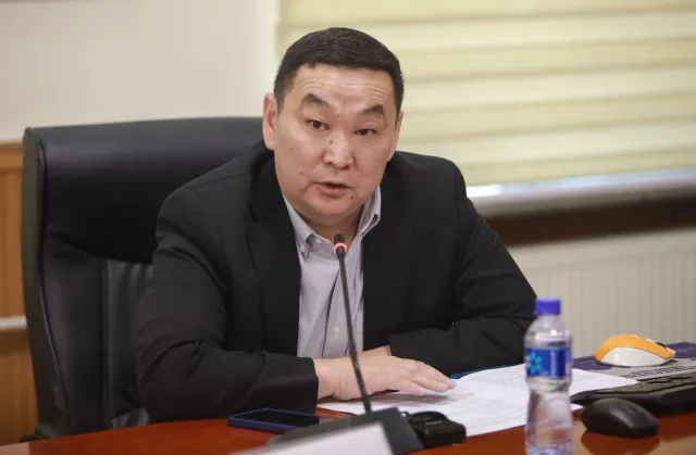 Нүхэн эвдрэл засварлах болон ээлжит засварын ажил үргэлжилж байна