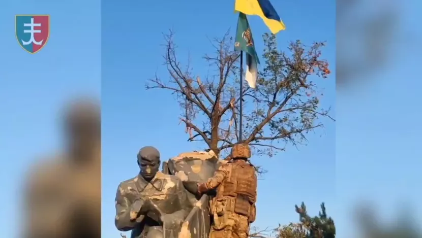 Украин Донецкийн Урожайн тосгоныг эргүүлэн авчээ