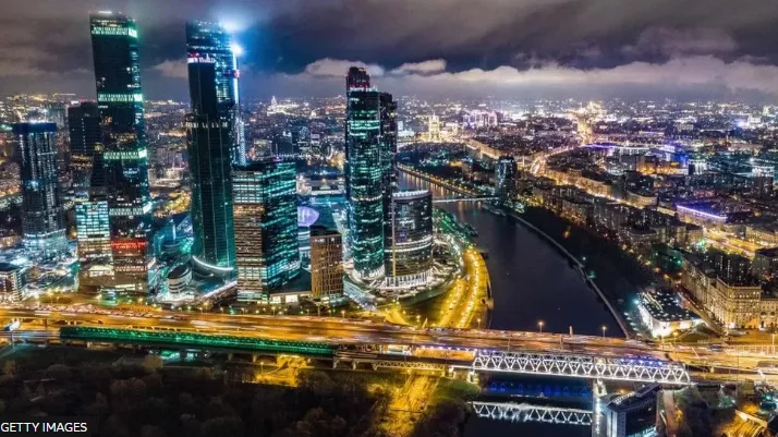 Москвагийн төвд байрлах барилгад нисгэгчгүй онгоц халдлага үйлджээ