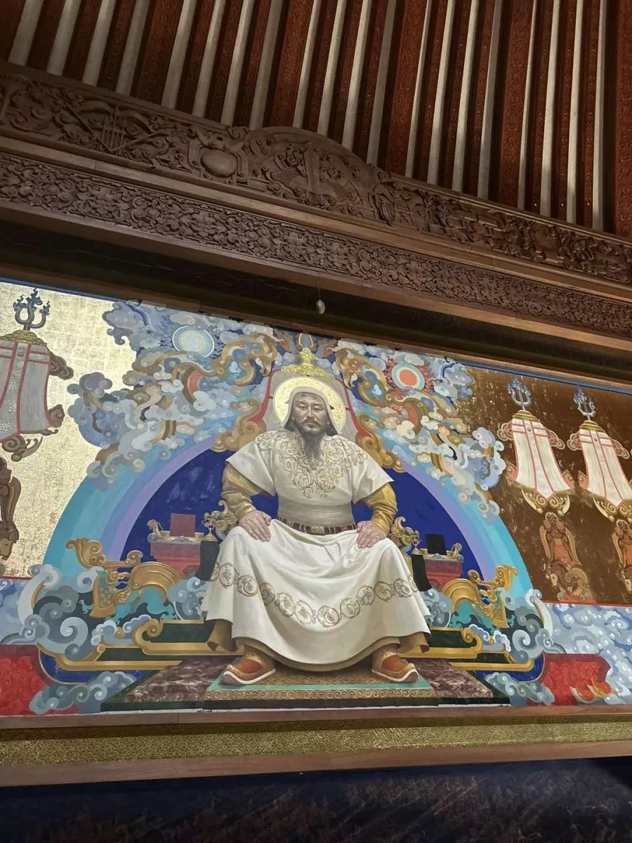 “Их хуралдай“ цогцолборыг хүлээн авлаа