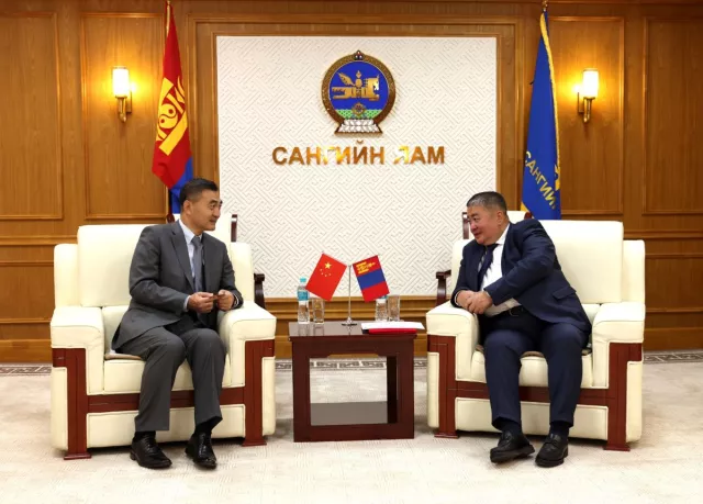 БНХАУ-аас Монгол Улсад суугаа Элчин сайд Цай Вэньруйг хүлээн авч уулзлаа