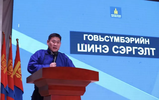 Л.Оюун-Эрдэнэ: Аймгуудыг эдийн засгийн интеграцид оруулж бүсчилсэн байдлаар хөгжүүлнэ