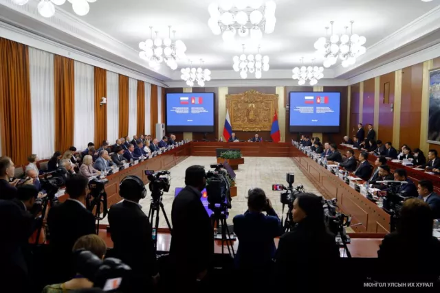 Монгол Улс, ОХУ-ын парламентын хамтарсан Комиссын анхдугаар хуралдаан боллоо