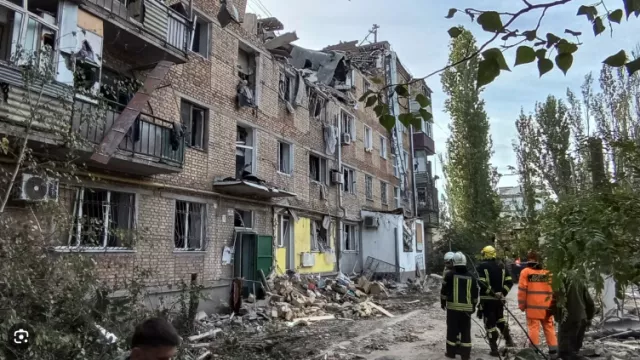 Оросууд Украины тосгон руу гал нээсний улмаас 51 хүн амь үрэгдлээ