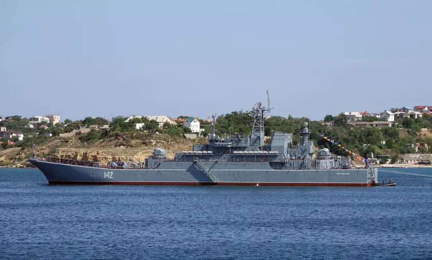 Украины арми оросын танк тээвэрлэгч хөлөг онгоцыг устгасан талаар мэдээлжээ